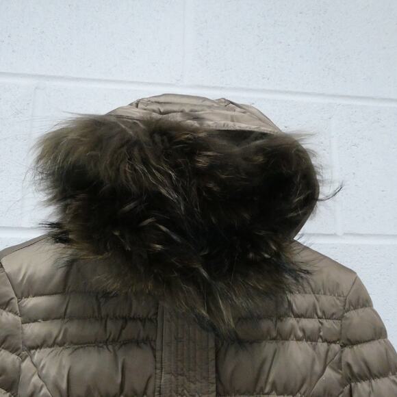 Chiara and Sara women's small tan long puffy jacket removable fur on hood trim - Picture 3 of 11